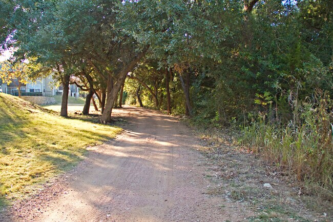 Running trail - Monterey Ranch