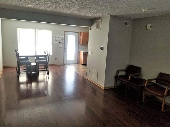 Foto del edificio - 461 Jonathon Dayton Way