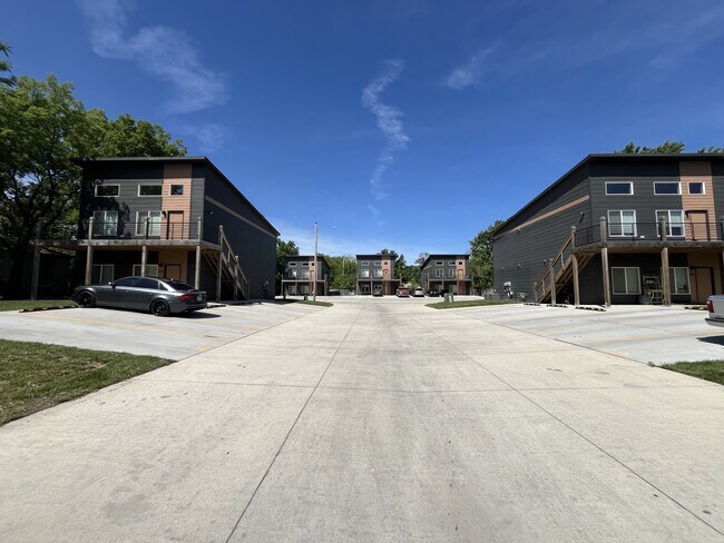 Foto del edificio - 783 N St Paul St