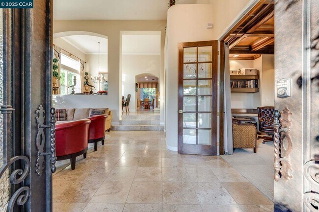 Foto del edificio - 1105 Peacock Creek Dr