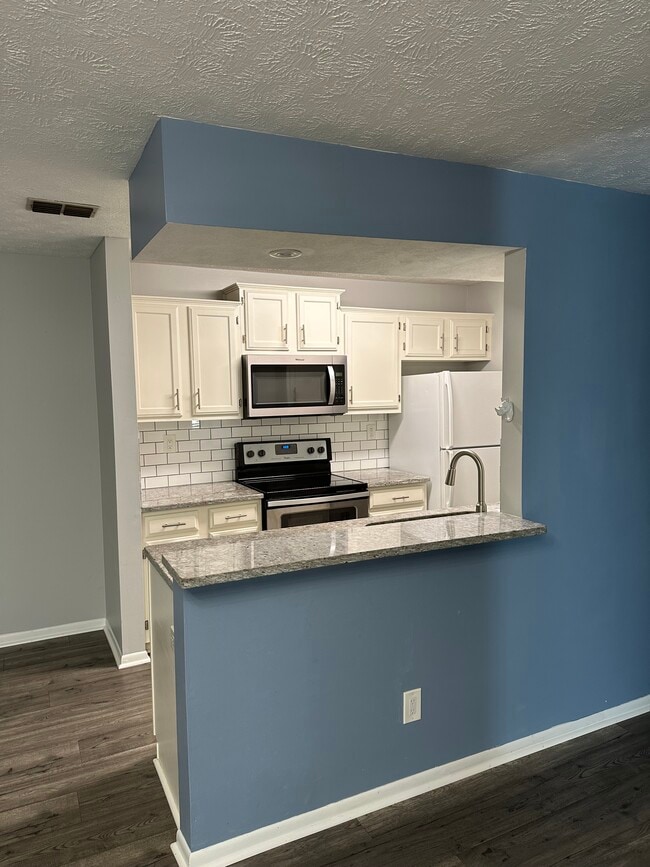 Building Photo - 172 Mallard Glen Dr