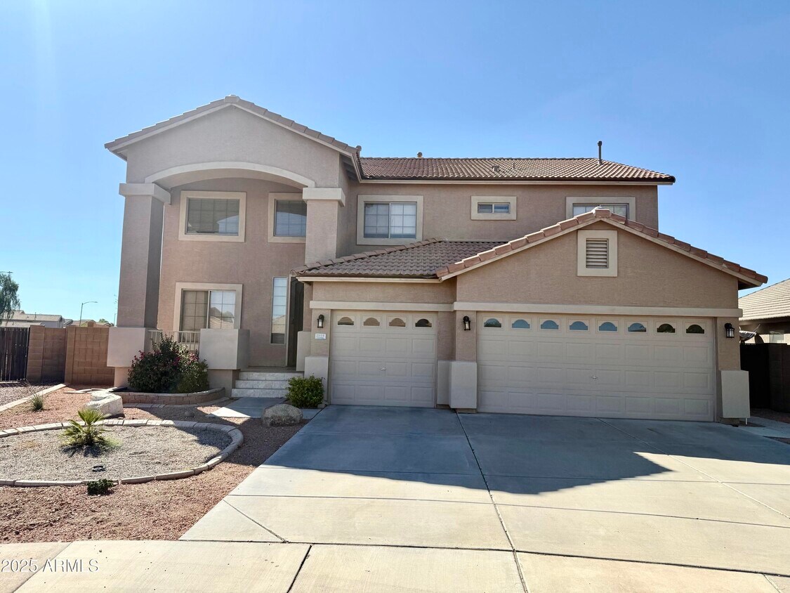 Primary Photo - 2914 N 127th Ln