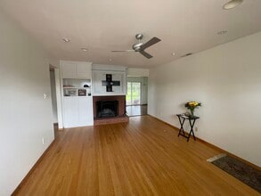 Building Photo - 10221 Agnes Cir