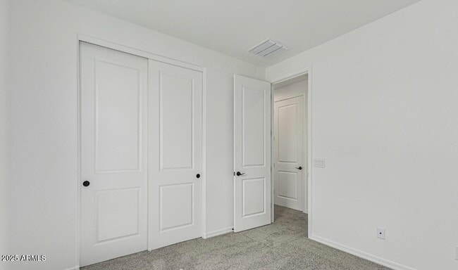 Building Photo - 2931 N Evergreen St