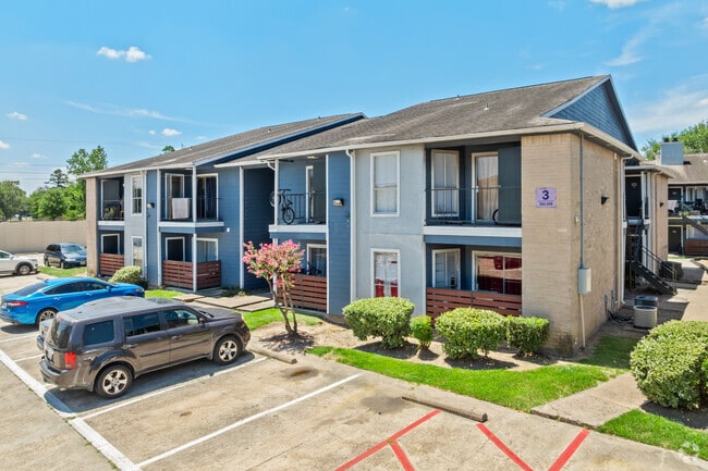 Building Photo - Solace Apartments