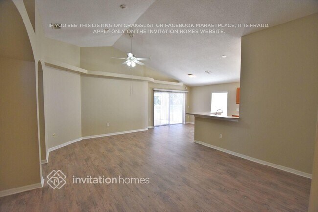 Building Photo - 226 Manoel Ln