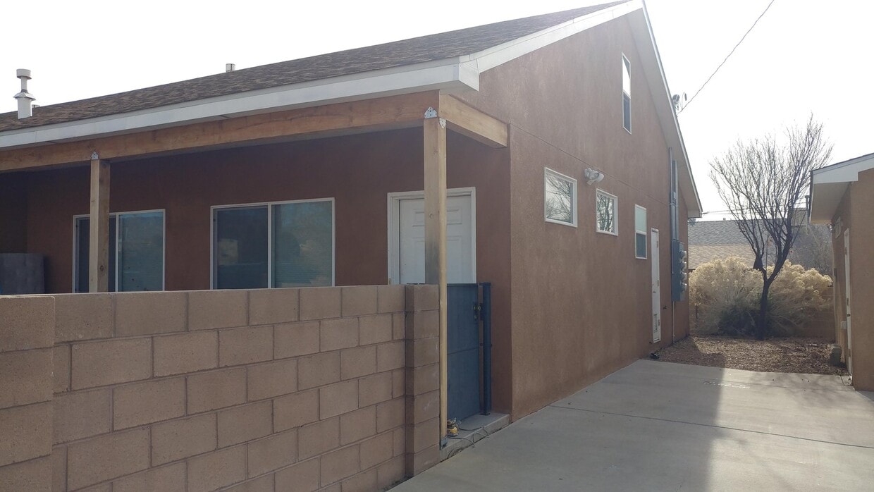 Primary Photo - Madison