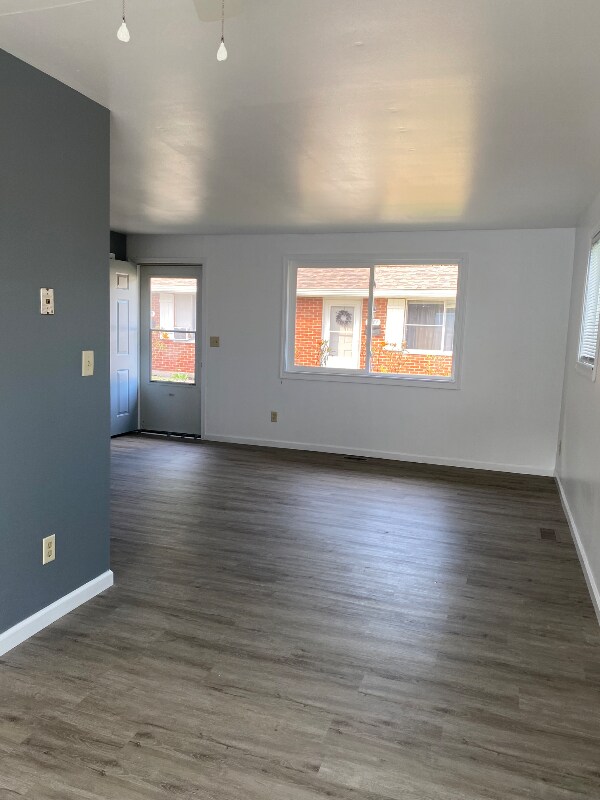 Foto del edificio - 5481 Bellefontaine Rd