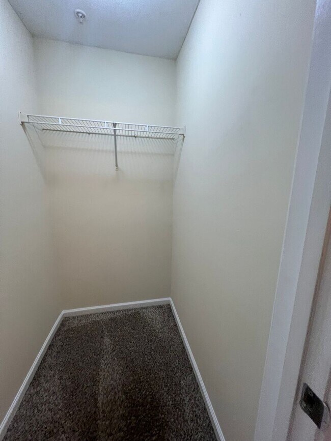 Foto del edificio - 3720 Spruce Ridge Way
