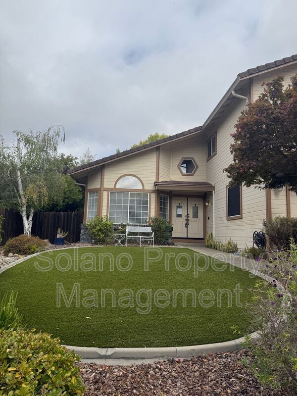 Building Photo - 2853 St Andrews Rd