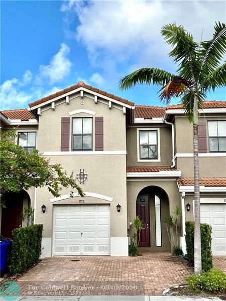 Primary Photo - 3372 NW 10th Ave