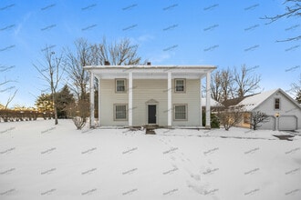 Building Photo - 17984 Chillicothe Rd