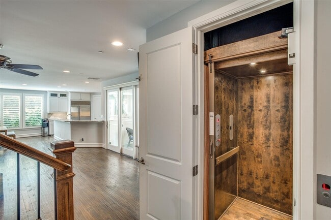Photo - 4532 Normandy Ave Townhome