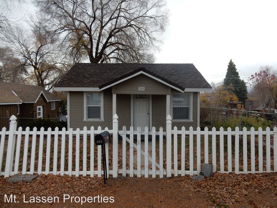 Primary Photo - 329 Pardee Ave