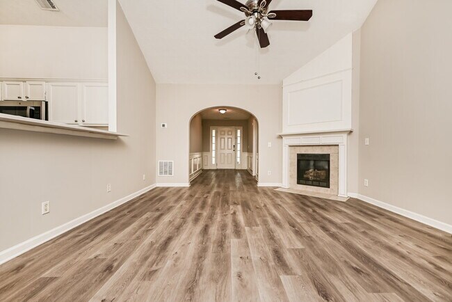 Building Photo - 3110 Baywood Ct
