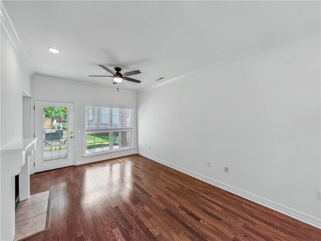 Foto del edificio - 904 W Dixson St