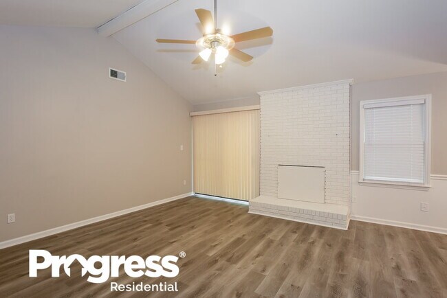 Foto del edificio - 8731 Hornwood Ct