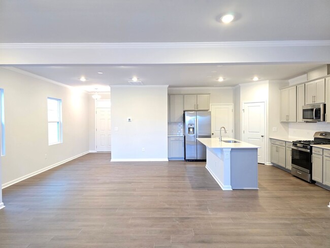 Building Photo - Brand New 3 Bedroom 2.5 Bathroom Single Fa...