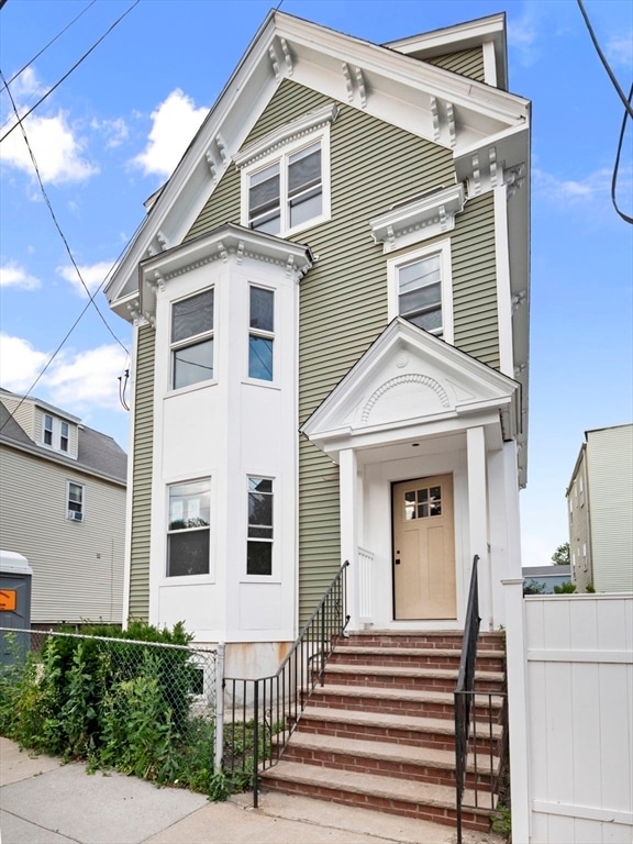 Building Photo - 206 Byron St