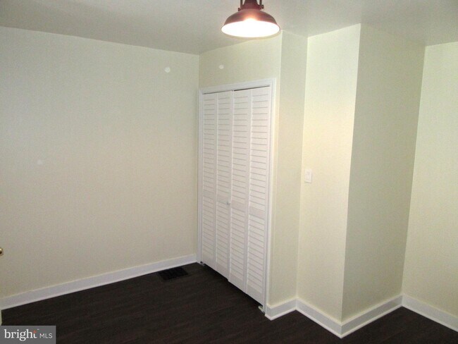 Foto del edificio - 851 Kirkwood St