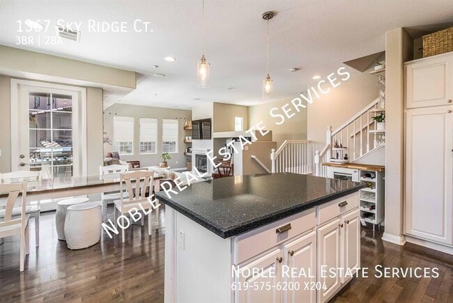 Building Photo - 1367 Sky Ridge Ct