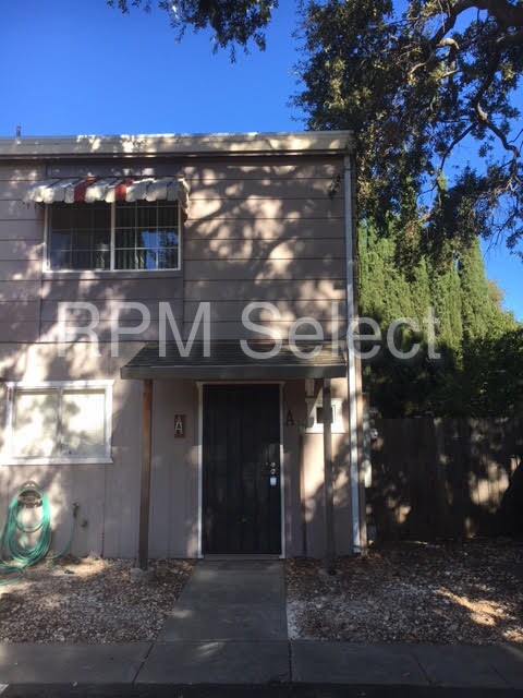 Building Photo - 410 Marshall Rd
