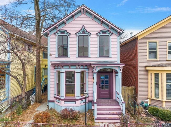 Building Photo - 1714 Bagley St