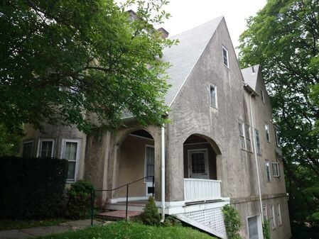 Building Photo - 58 Lake St