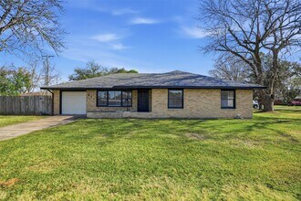 Building Photo - 612 Sunset Ln