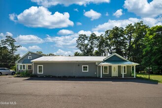 Building Photo - 489 Grooms Rd