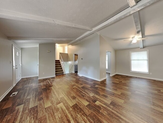 Building Photo - 3861 Radcliffe Blvd