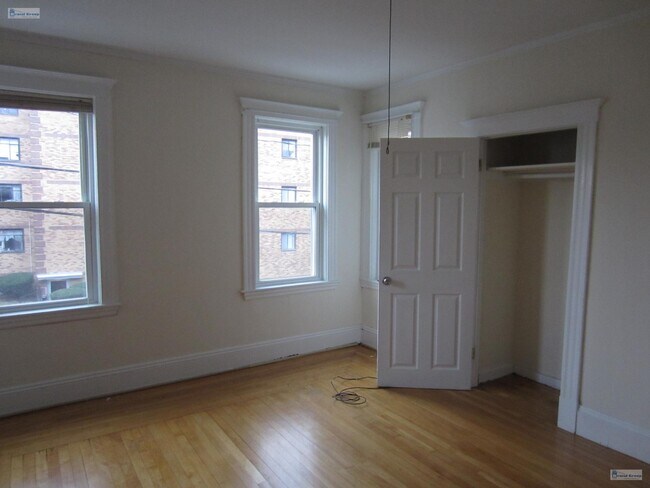 Building Photo - 286 Massachusetts Ave