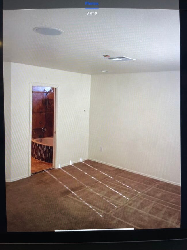 Master Bedroom - 21815 N 40th Pl