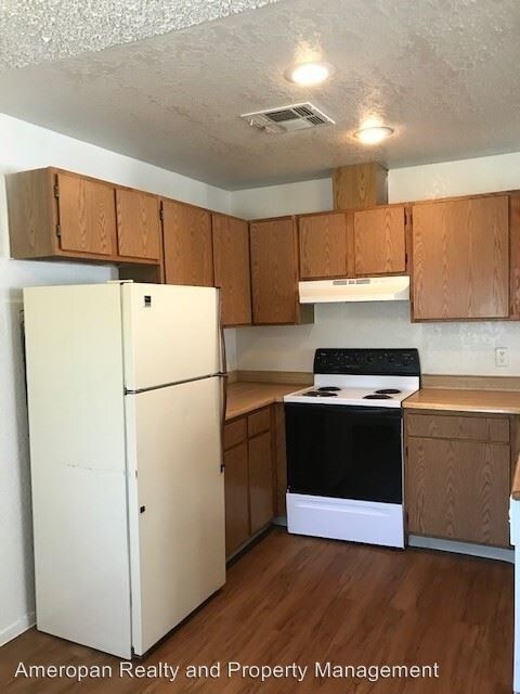 Building Photo - 4230 E Tonopah Ave