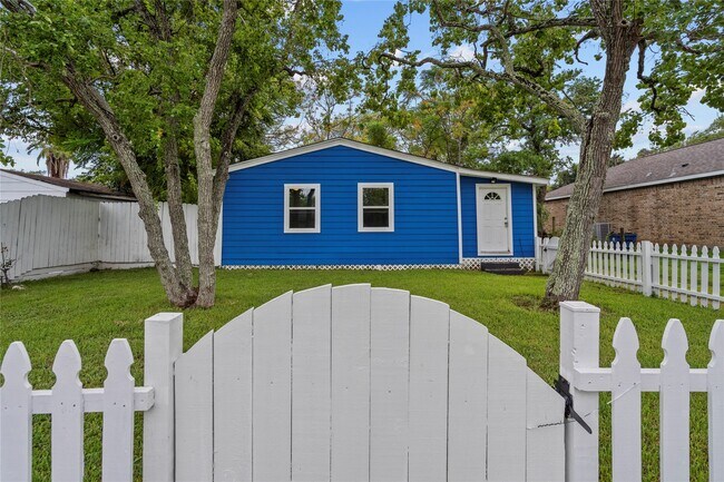 Foto del edificio - 1101 8th Ave N