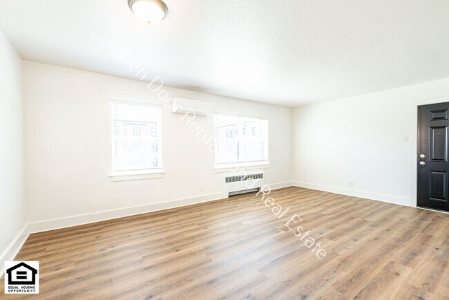 Building Photo - 1823 Griswold Dr