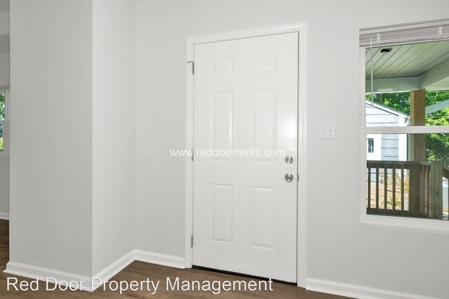 Building Photo - 3 br, 1 bath House - 603 N Sherman Drive