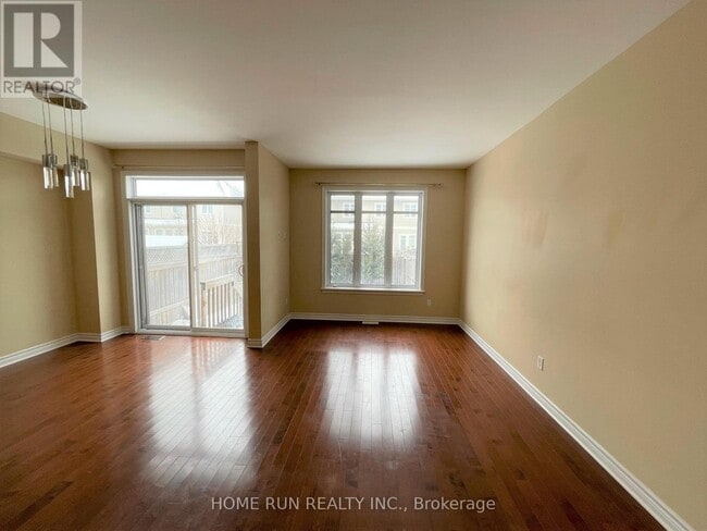 Building Photo - 15 Madelon Dr