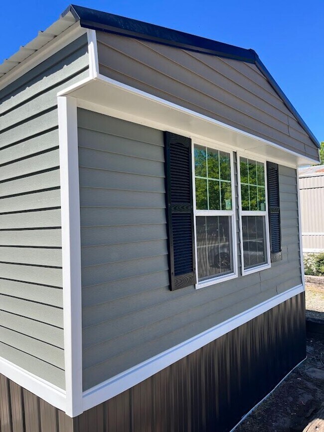 Foto del edificio - 5627 Hardwick Ln