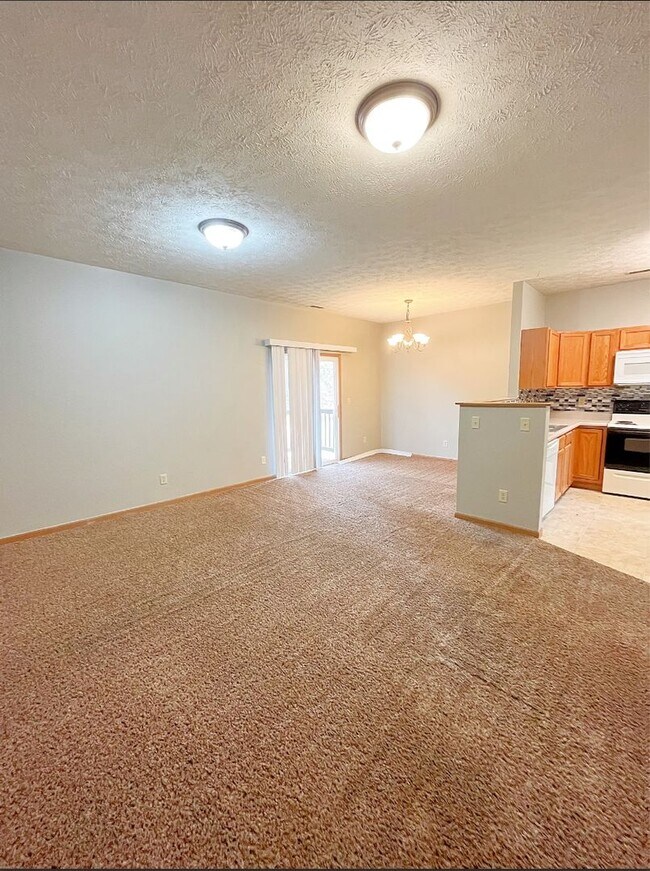 Foto del edificio - 2722 Wyndham Ct