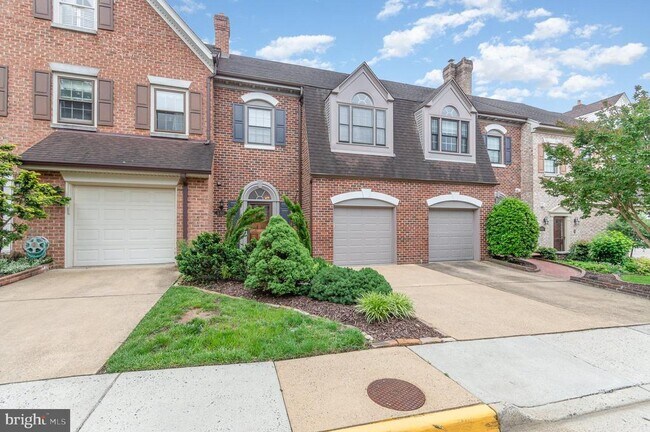 Foto del edificio - 6311 Chaucer Ln