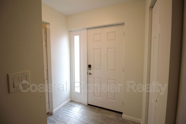 Foto del edificio - 5822 16th Ln S