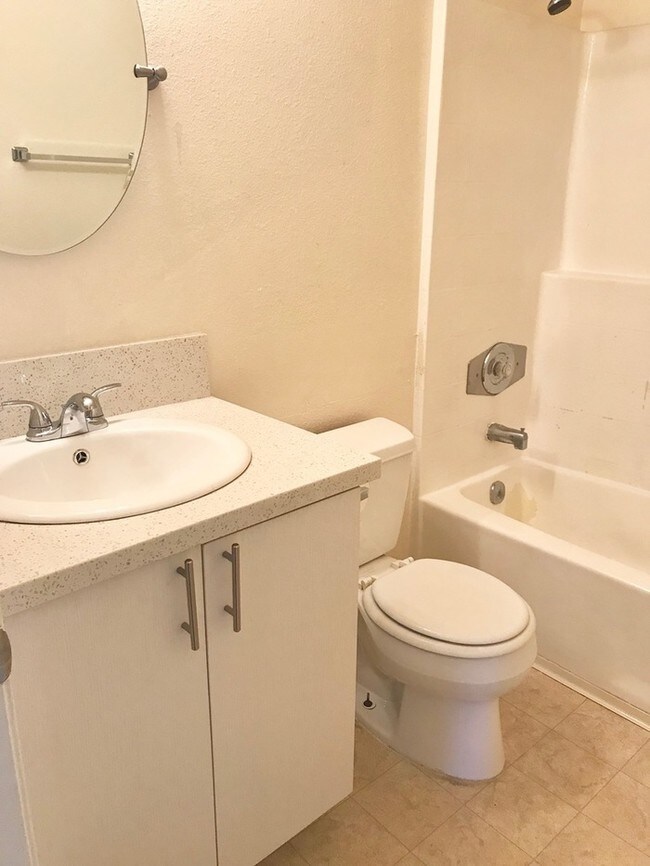 Building Photo - North Park Two Bedroom