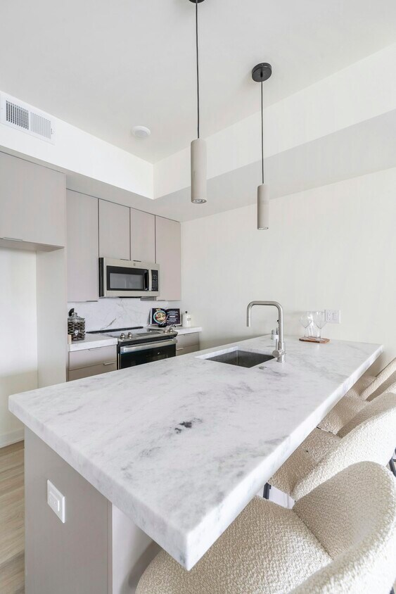 Foto principal - 2709 Cecil B. Moore Ave