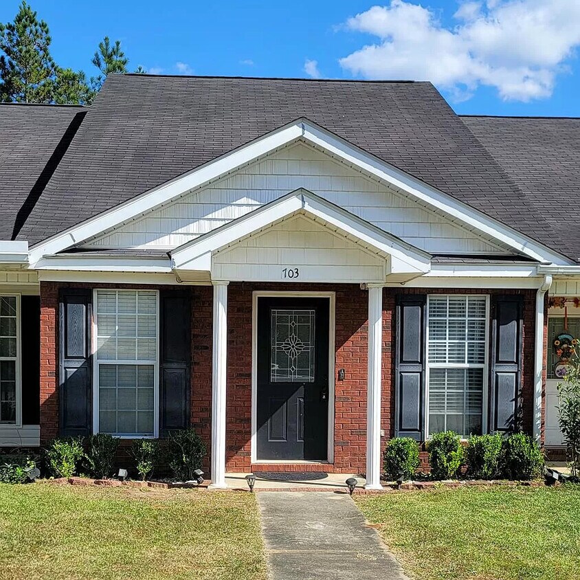 703 Massee Dr, Dothan, AL 36301 Townhome Rentals in Dothan AL