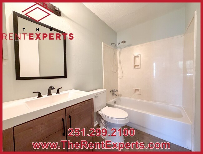 Foto del edificio - 784 Trailwood Dr E