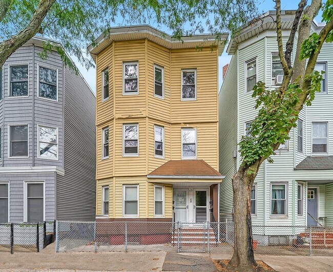 Foto del edificio - 92 Willow St