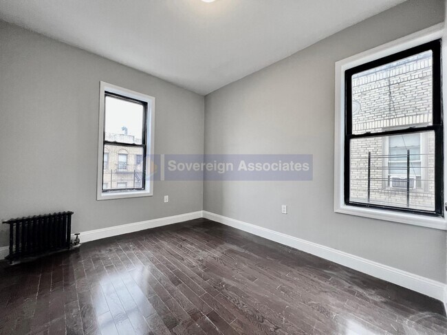 Foto del edificio - 546 West 180th Street