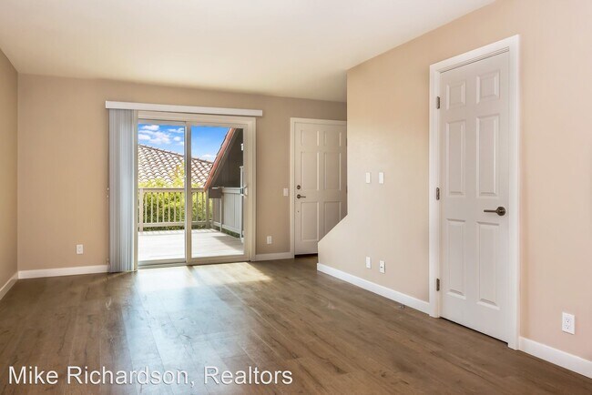Building Photo - 515 E Arrellaga St