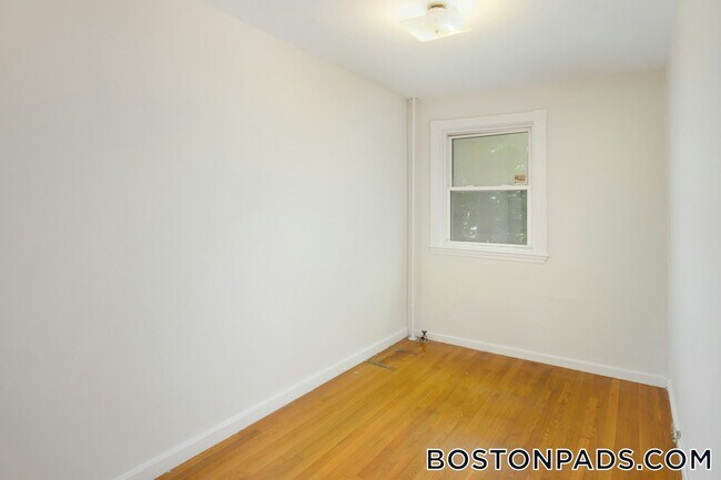 Foto del edificio - 17 Pond St